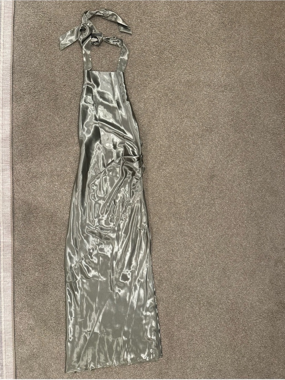 Lovers and Friends Kamiah Gown - Picture 4 of 5